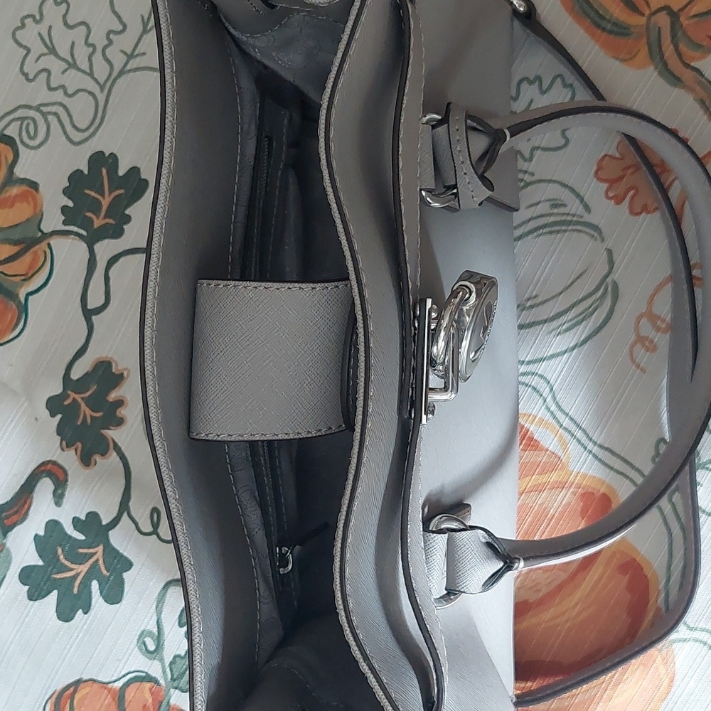 Gray Handbag - Picture 5 of 5